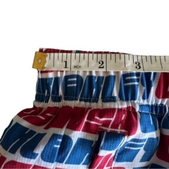Oakley Red White and Blue Patriotic Board Shorts Swim Trunks size Large - Picture 4 of 6